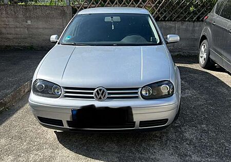 VW Golf Volkswagen 1.6 Pacific