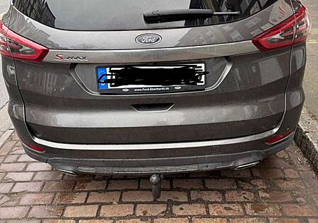 Ford S-Max +2.0+TDCi+Aut.+Allrad+Titanium