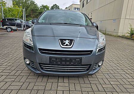 Peugeot 5008 Family