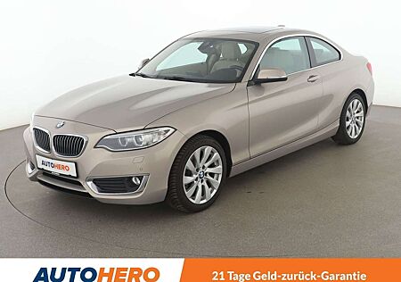 BMW 218i 218 Luxury Line Aut.*NAVI*BI-XENON*TEMPO*PDC*SHZ*