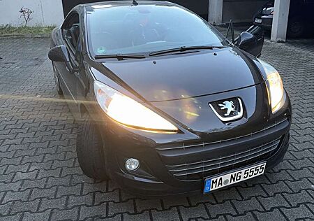 Peugeot 207 CC 120 VTi Automatik Platinum