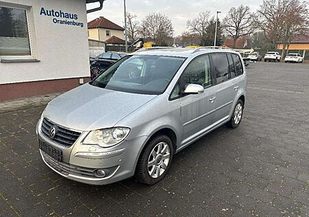 VW Touran Volkswagen Highline