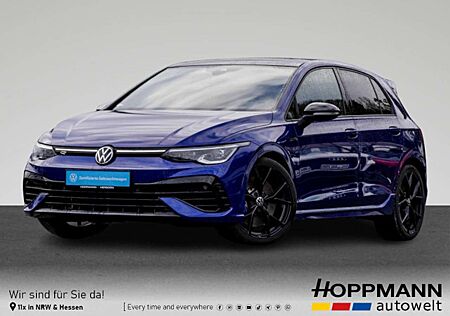 VW Golf Volkswagen VIII R 2.0 TSI 4M Akra 270 km/h DCC Pano HK