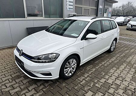 VW Golf Volkswagen Variant 1.5 TSI Comfortline Navi Sitzheiz.