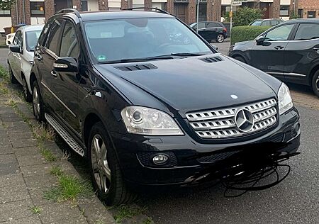 Mercedes-Benz ML 320 CDI (164.122)