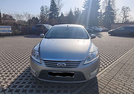 Ford Mondeo 2.0 Ghia