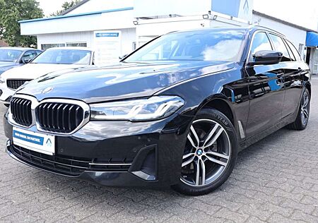 BMW 520d 520 Touring Aut.|AHK|NAVI|HEAD-UP|PANO|LEDER|