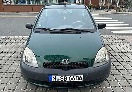 Toyota Yaris 1.0 linea eco