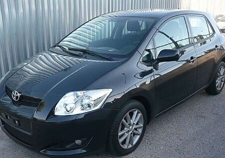 Toyota Auris 3-Türer 1.6 VVT-i Sol