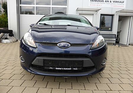 Ford Fiesta Champions Edition/Klima/Alwetterreifen/Sitzheizung