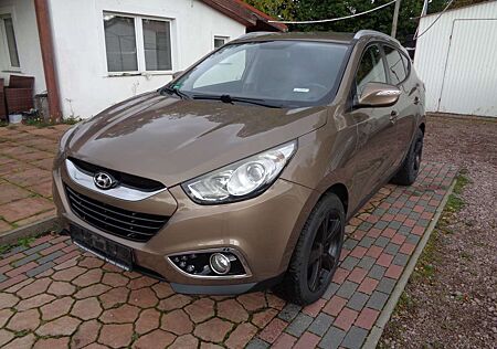 Hyundai ix35 2.0 2WD Automatik Style HU/AU: 08.2026