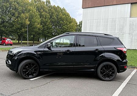 Ford Kuga 1.5 EcoBoost 2x4 ST-Line