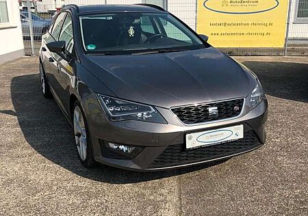 Seat Leon ST FR Climatr. 8 fach Aluräder PDC Anhängvo