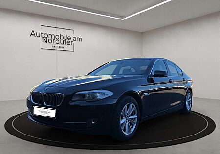 BMW 520 d-1Hand- Scheckheftgepflegt-Leder-Navi-BiXenon