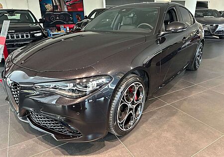 Alfa Romeo Giulia Competizione 2.0 280PS *HARMAN*Assistenz*
