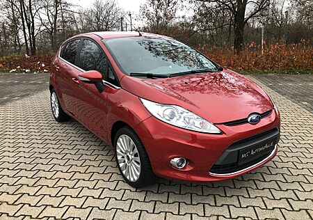 Ford Fiesta Titanium*Klimaautomatik*AllwetterReifen*Tüv NEU