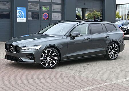 Volvo V60 B4 Ultra Dark*LED*PANO*STHZ*360*B&W*BLIS*AHK