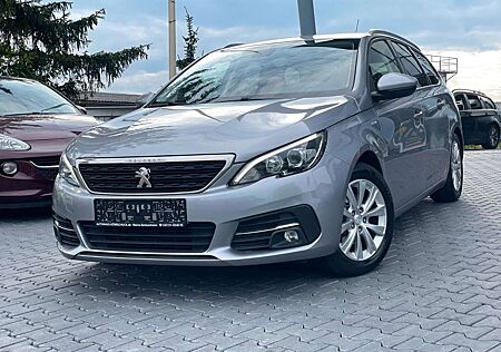 Peugeot 308 SW Style 1 Hand. AHK. Panoroama. Navi.