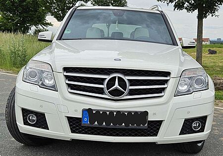 Mercedes-Benz GLK 320 CDI DPF 4Matic 7G-TRONIC Edition 1