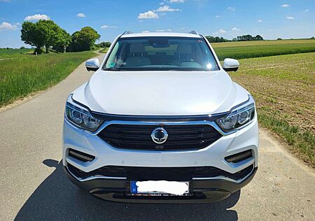 SsangYong Rexton 2.2 e-XDi 220 4WD Sapphire