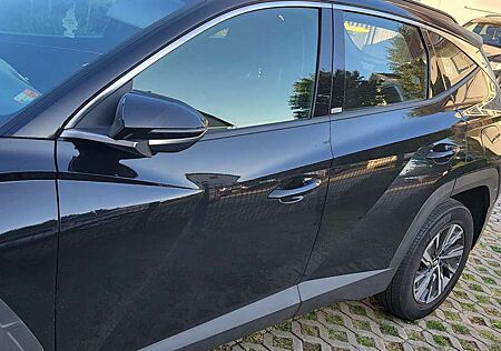 Hyundai Tucson 1.6 T-GDi HEV 4WD Select