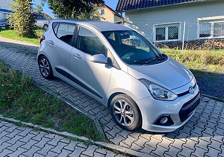 Hyundai i10 FIFA World Cup Edition / TÜV 12/25