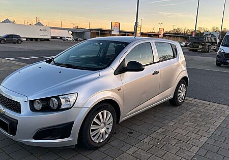 Chevrolet Aveo 1.2 LS