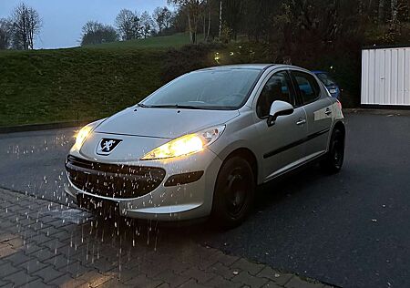 Peugeot 207 90 Filou