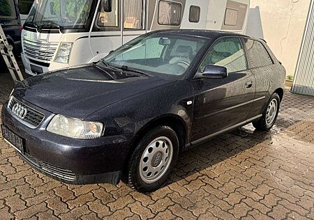 Audi A3 1.6 AMBIENTE KLIMAAUTOMATIK ALU 2.HAND