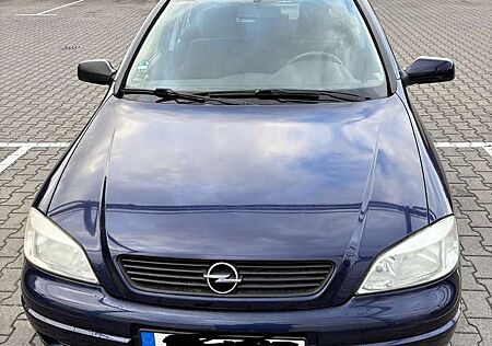 Opel Astra 1.6