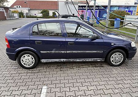 Opel Astra 1.6