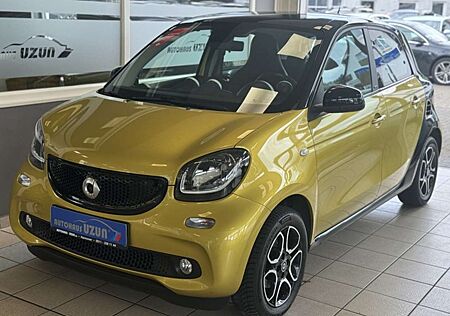 Smart ForFour Prime Edition Navi Klima PDC Pano Touch