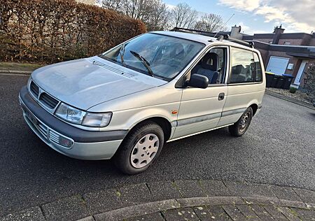 Mitsubishi Space Runner 1.8 GLX.i City mit Tüv