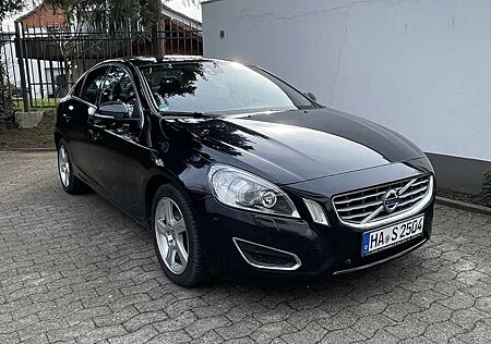 Volvo S60 D3 Geartronic Summum, HU AU neu, Insp. neu!