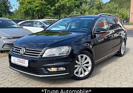 VW Passat Volkswagen 2.0TDI R-Line/Tempomat/Navi/AHK/SHZ/R-Kam