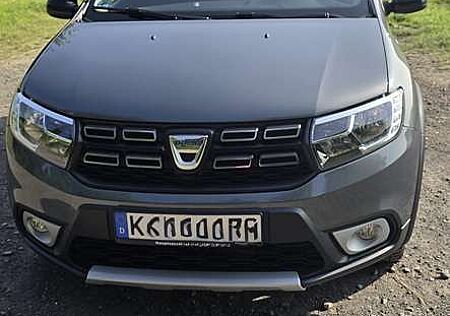 Dacia Sandero Stepway TCe 90 Celebration