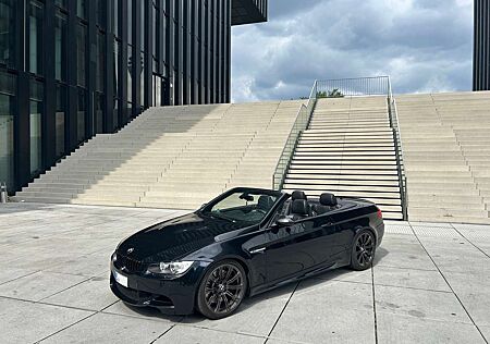 BMW M3 Cabrio DSG 19" Leder Xenon Kamera