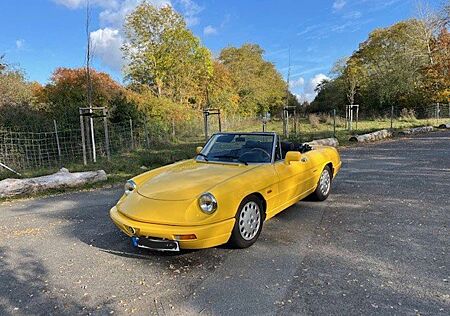Alfa Romeo Spider 2.0
