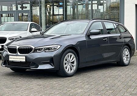 BMW 320d 320 Touring xDrive Aut. Advantage / DAB