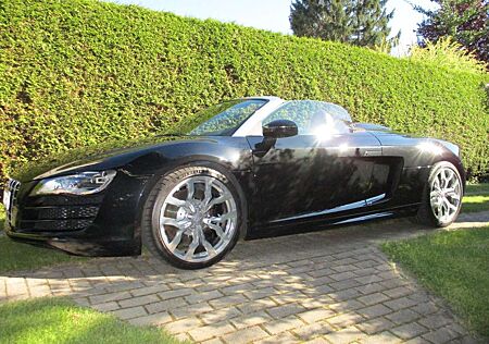 Audi R8 Spyder 5.2 FSI Quattro *Phantomschwarz/41TKM*