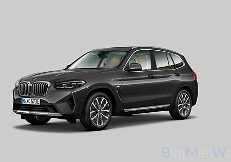 BMW X3 xD30e Panorama Kamera DAB AHK DrivingAssist