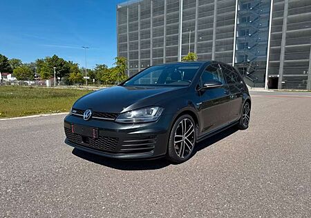 VW Golf Volkswagen GTD Sport & Sound DSG/ACC/Navi/Kamera