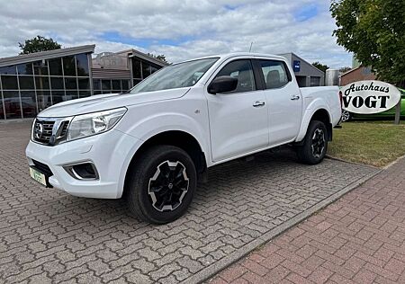 Nissan Navara NP300 Acenta Double Cab 4x4