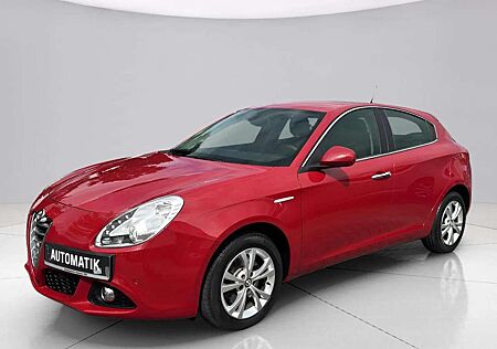 Alfa Romeo Giulietta Turismo*Automatik*2.Hand*Temp.*Navi*BT*USB*AUX*ALU