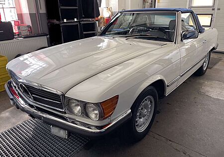 Mercedes-Benz SL 380 Cabriolet, V8