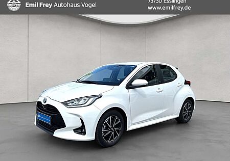 Toyota Yaris Hybrid 1.5 VVT-i Team Deutschland