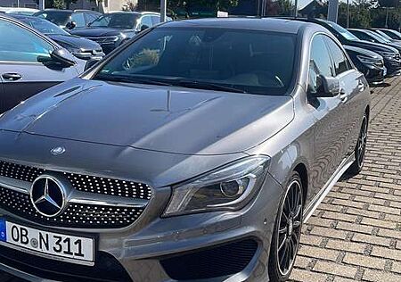 Mercedes-Benz CLA 180 AMG Line