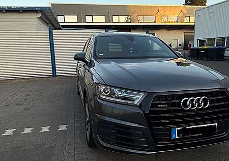Audi Q7 3.0TDi S LINE 22Z./ACC/PANO/360°/