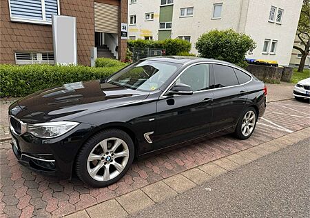 BMW 320i 320 xDrive GT Aut.