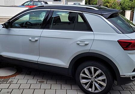 VW T-Roc Volkswagen 1.5 TSI ACT OPF DSG Style AHK Kamera SZH